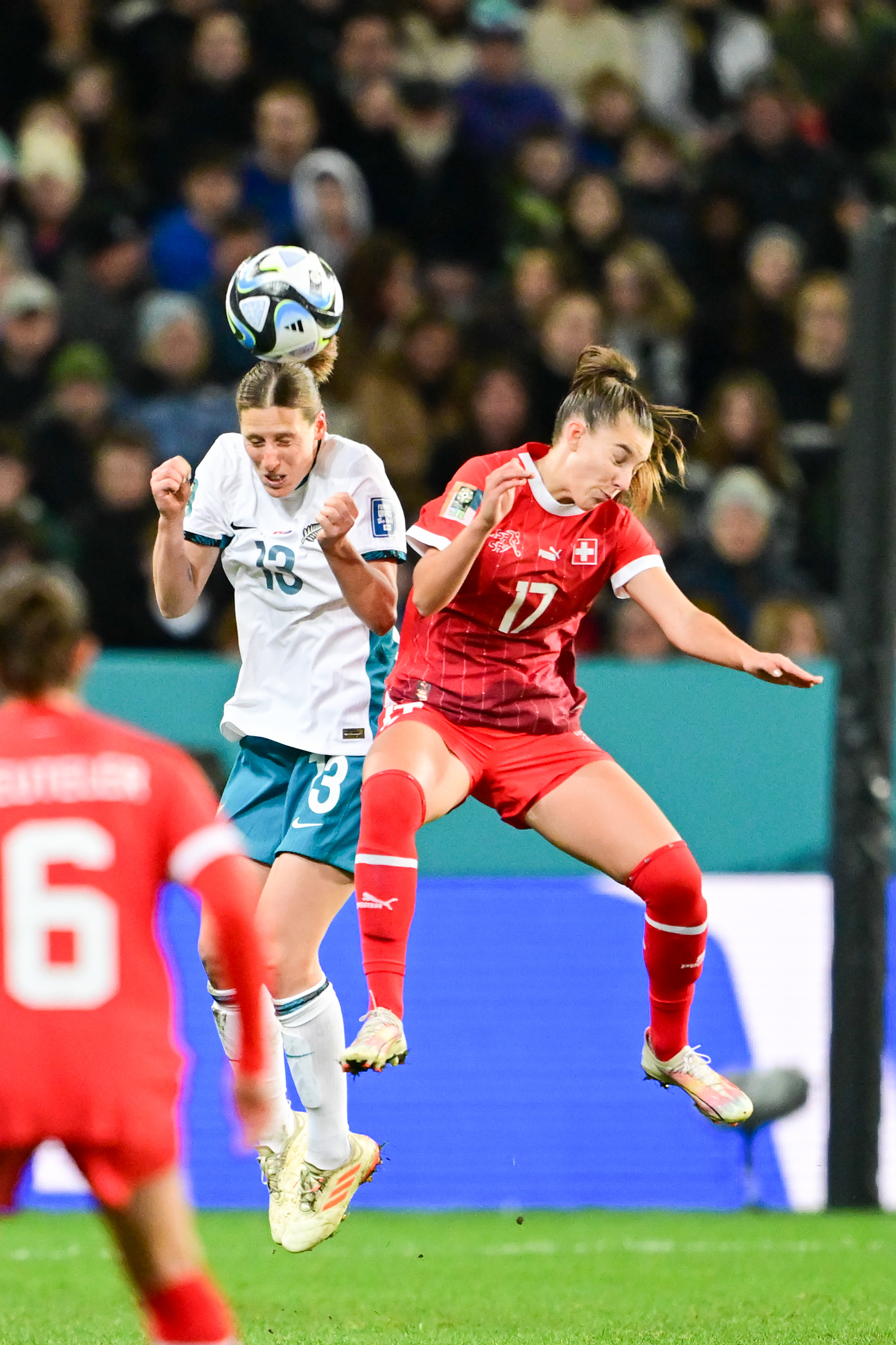 太阳城集团-著名女足球员突破传统，掀起风潮的简单介绍