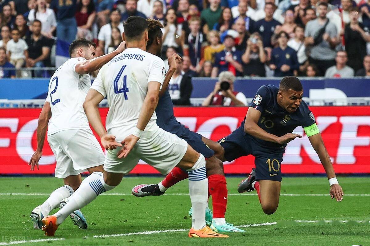 欧预赛：C组东高西低球坛一触即发！的简单介绍